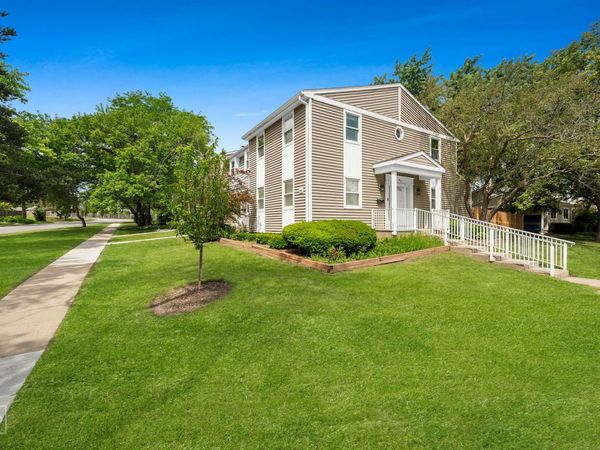 1914 Flintshire Drive , Unit 1914, Schaumburg, IL 60194