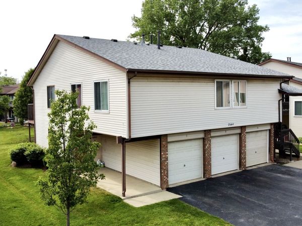 7544 Bristol Lane, Unit 5, Hanover Park, IL 60133