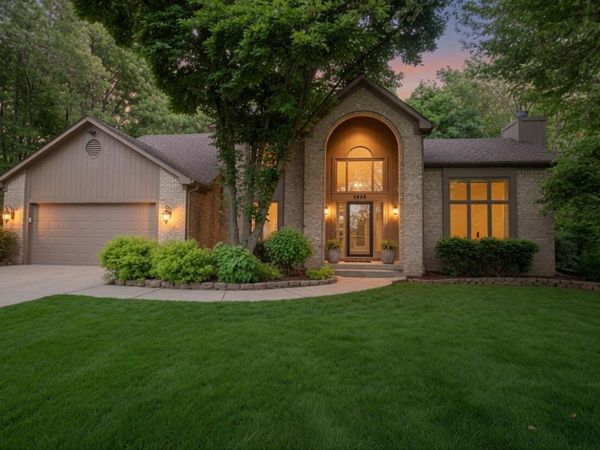 6985 Springcrest Court, Clarkston, MI 48346