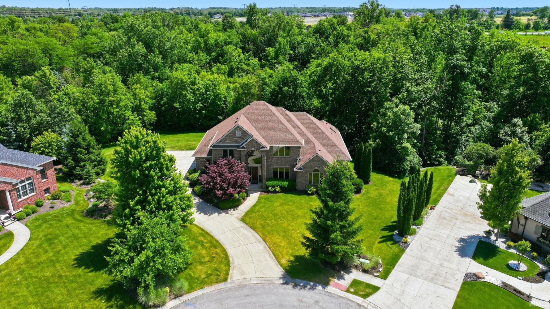 434 Royal Crest Drive, Fort Wayne, IN 46814 Main Photo