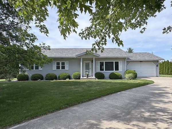 11521 County Road 24, Middlebury, IN 46540