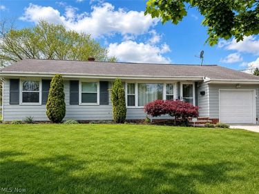 1252 Broadway Avenue , Bedford, OH 44146