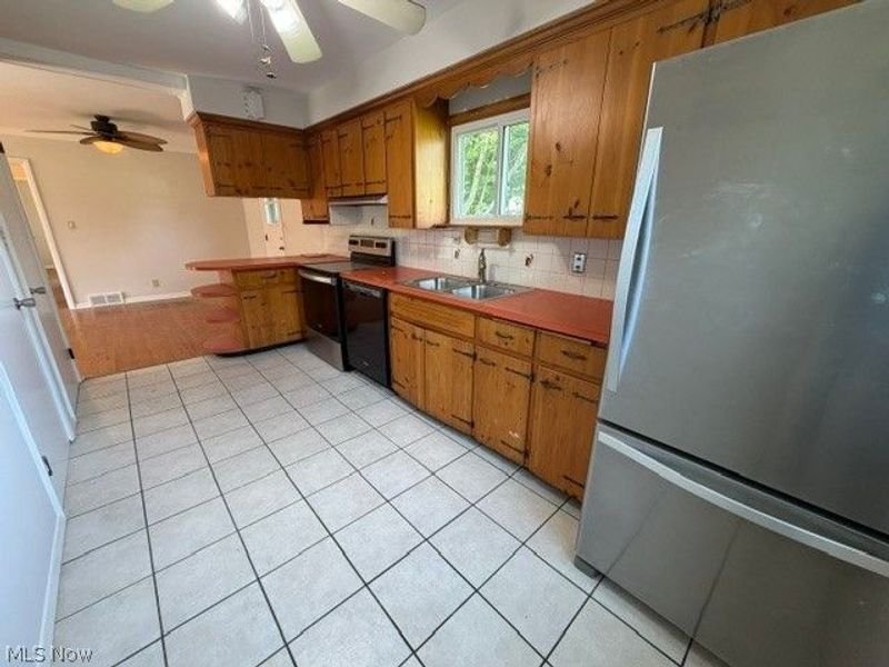 1252 Broadway Avenue, Bedford, OH 44146 Photo 6
