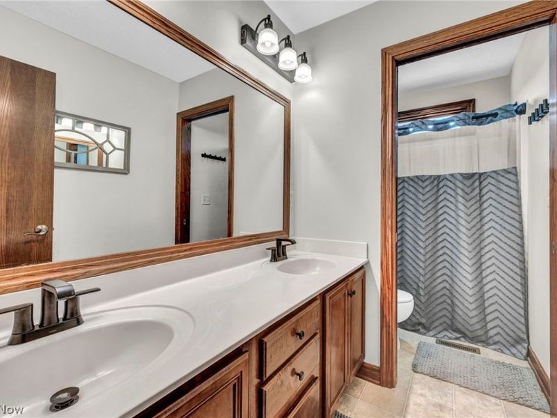 2473 Halle Drive , Medina, OH 44256 Photo 26