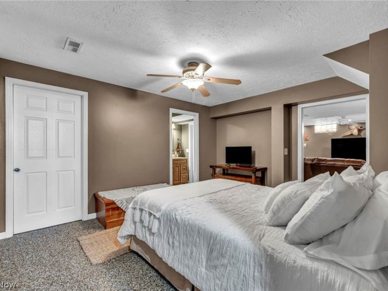 2473 Halle Drive , Medina, OH 44256 Photo 32