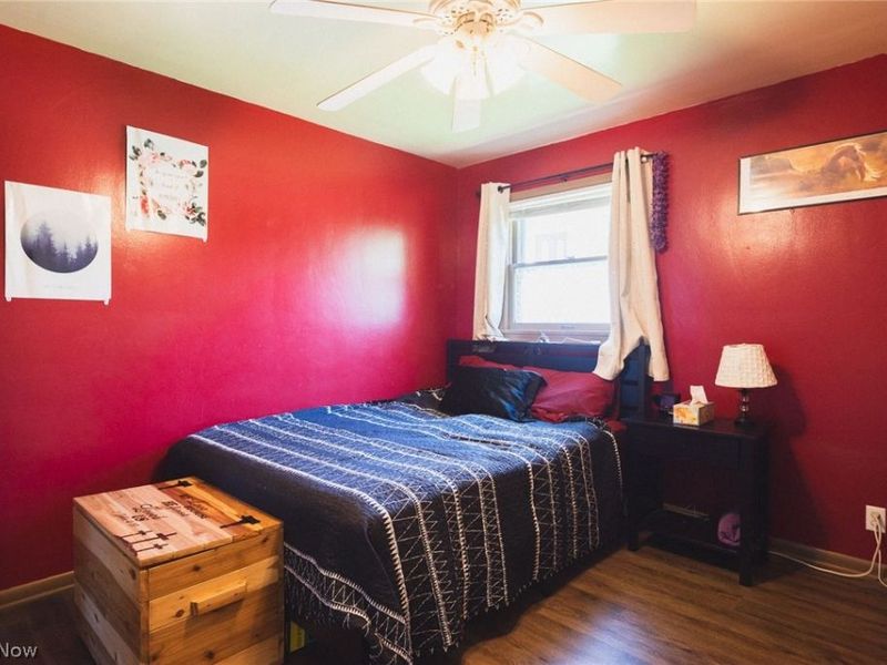 701 Jones Street , Hubbard, OH 44425 Photo 9