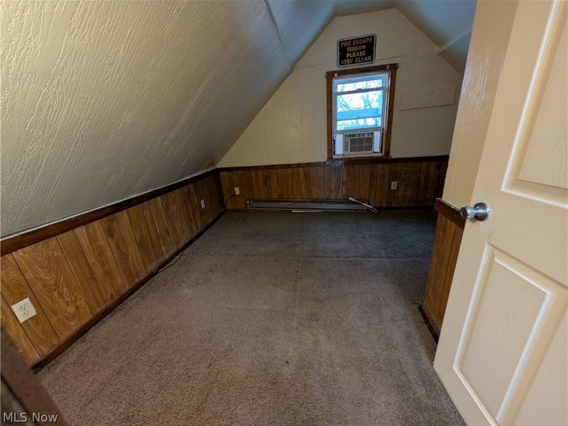 564 Carroll Street , Akron, OH 44304 Photo 22