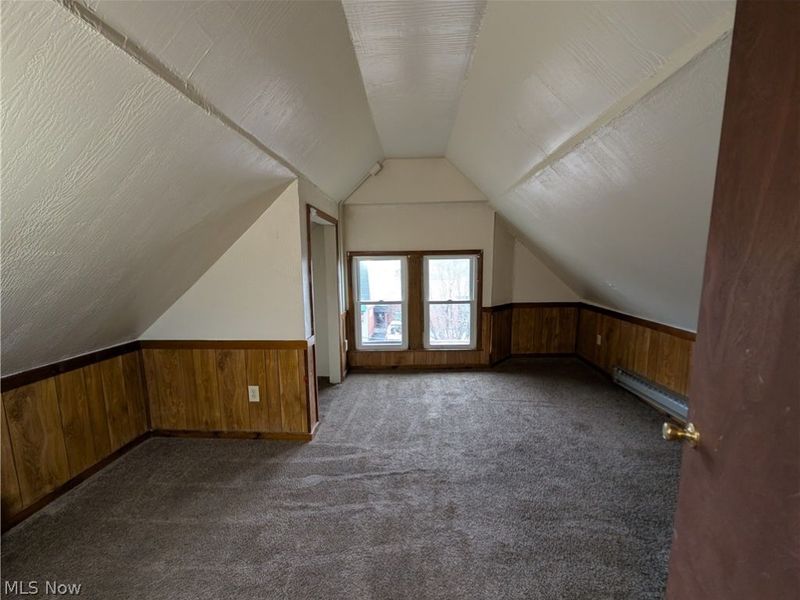 564 Carroll Street , Akron, OH 44304 Photo 25