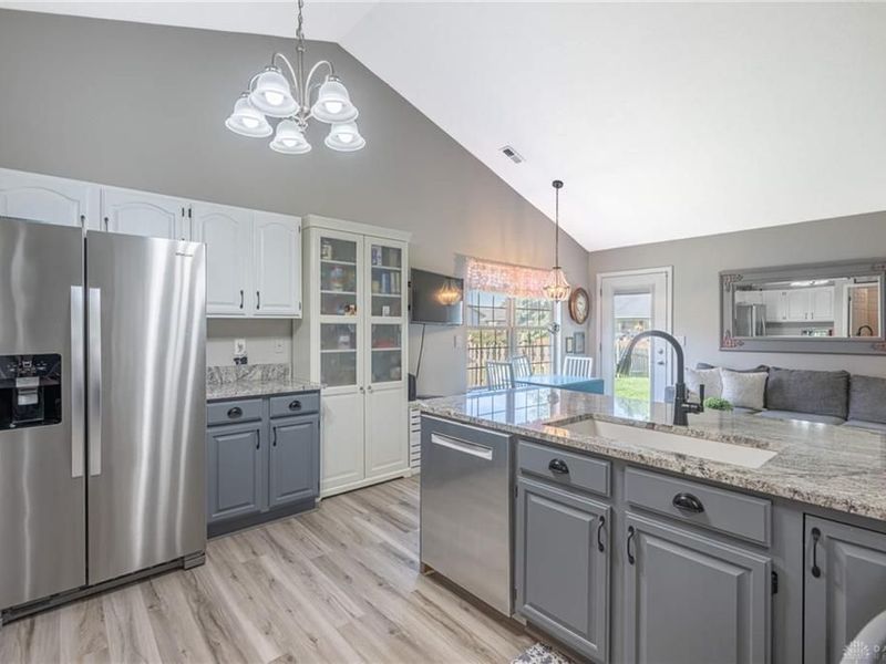 114 Warner Drive, Union, OH 45322 Photo 8