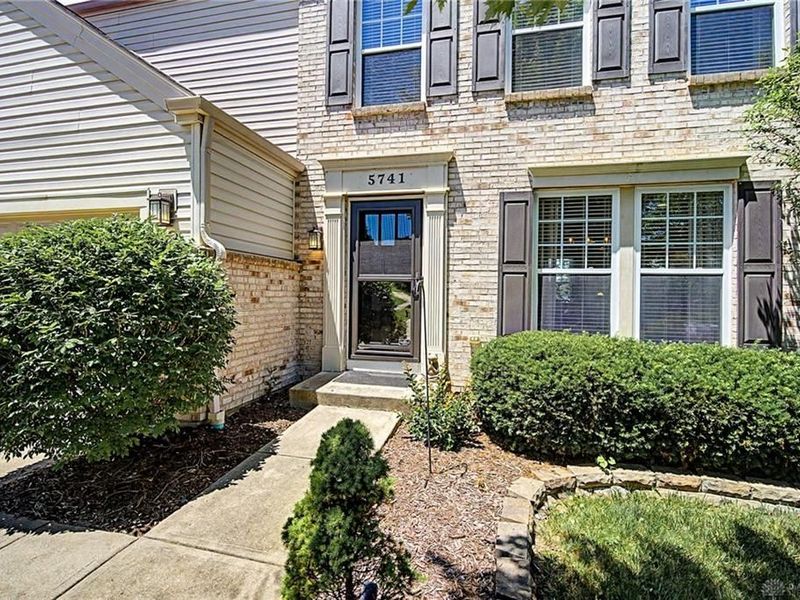 5741 Sawyers Mill Drive, Middletown, OH 45042 Photo 4
