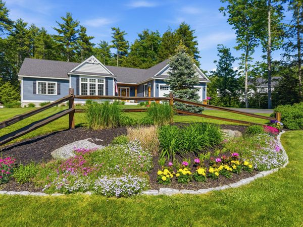 10 Bartlett Drive, Arundel, ME 04046