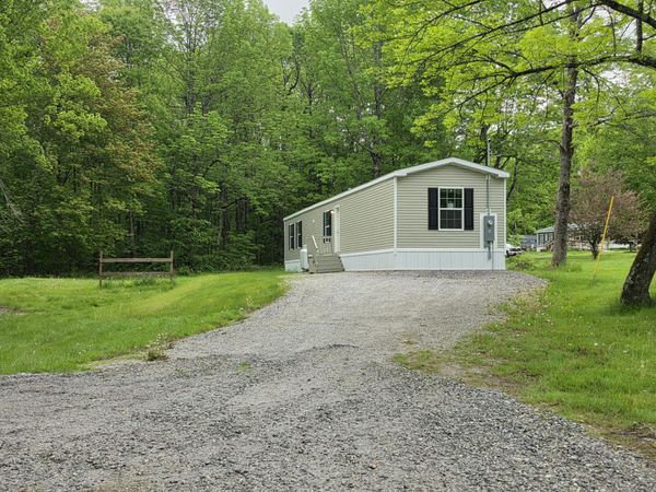 925 Brunswick Road , Richmond, ME 04357