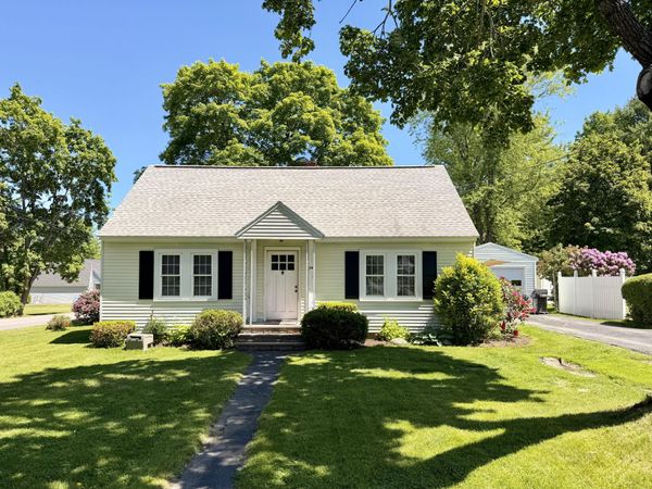 24 Pierce Street , Gardiner, ME 04345