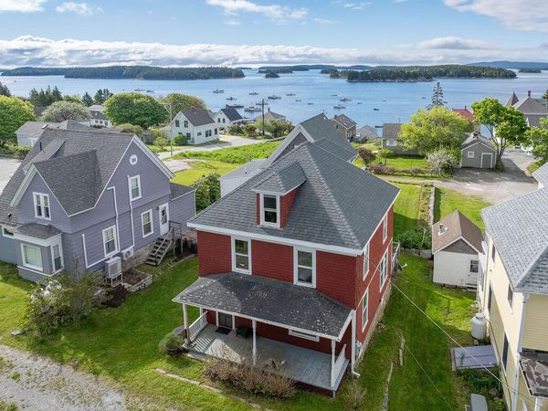 8 Pleasant Street, Stonington, ME 04681