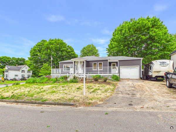 38 Mary Carroll Street , Auburn, ME 04210
