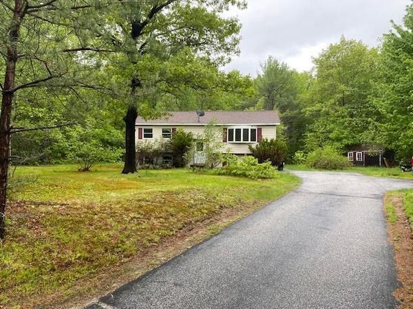 48 Blueberry Lane , Gray, ME 04039