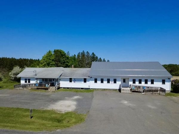 559 Sweden Street , Caribou, ME 04736