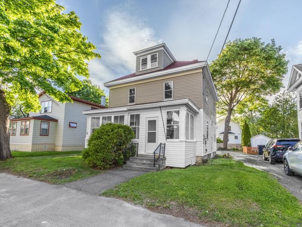 26 Webster Avenue N, Bangor, ME 04401