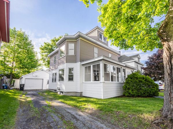 26 Webster Avenue N, Bangor, ME 04401