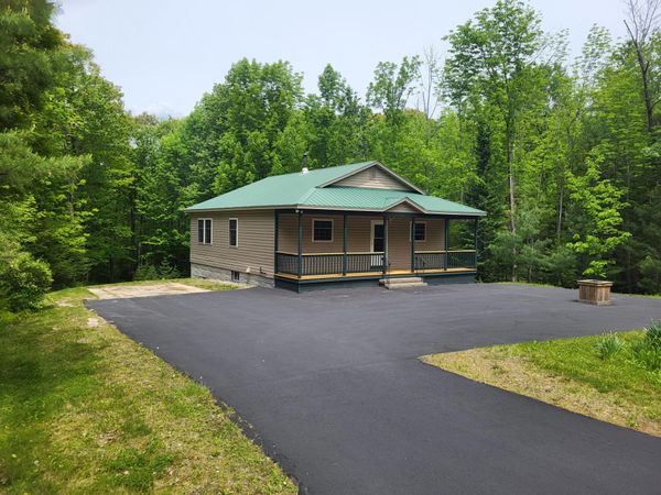 159 Pikes Hill Road , Norway, ME 04268