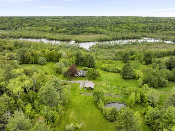 320 E Pittston Road , Dresden, ME 04342