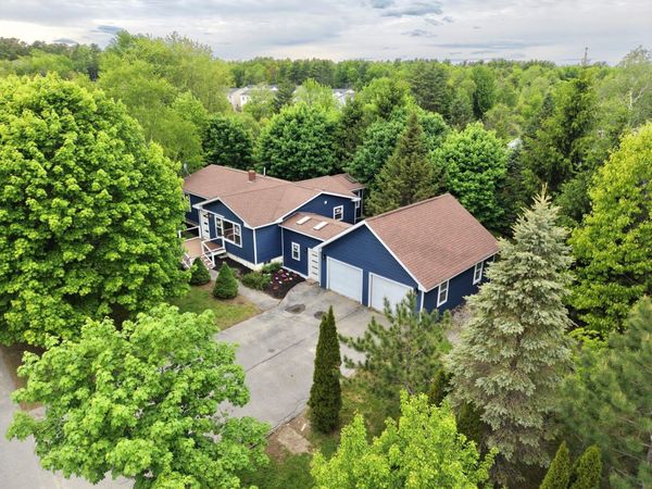5 Greenfield Avenue , Bangor, ME 04401