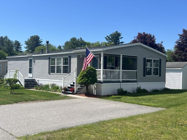 20 Town and Country Drive , Lisbon, ME 04250