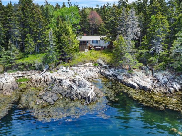 30 Cedar Bush Lane , Southport, ME 04576