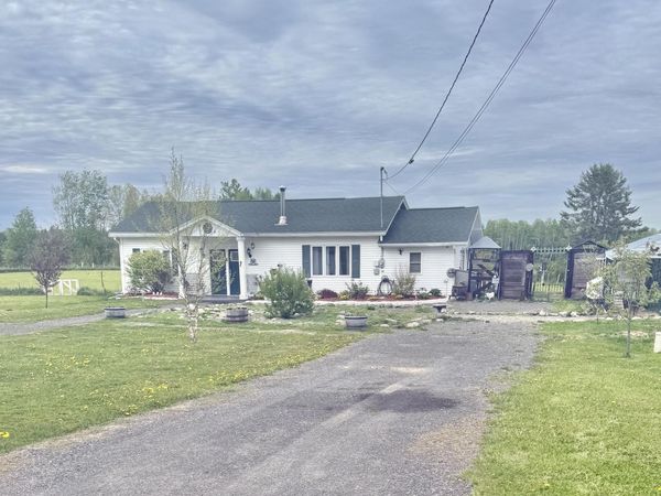 48 Notre Dame Road , Grand Isle, ME 04746