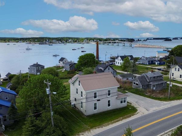 93 Main Street , Jonesport, ME 04649