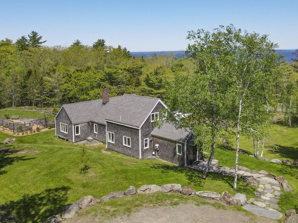 168 Chestnut Street , Camden, ME 04843