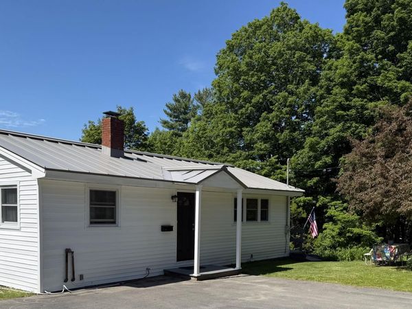 11 Mayo Street , Dover-Foxcroft, ME 04426