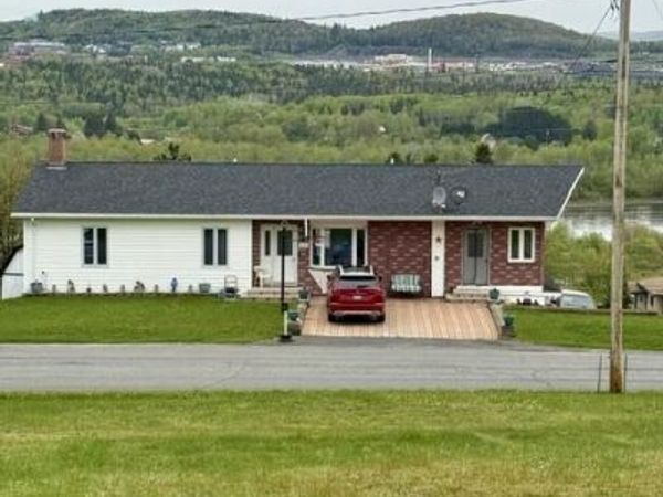 512 Albert Street , Madawaska, ME 04756