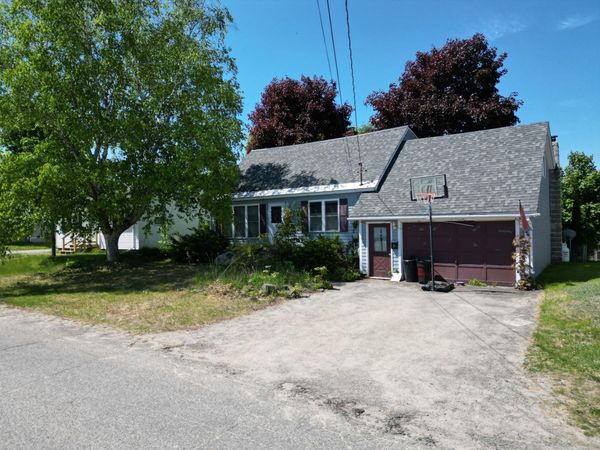 42 Waldo Street , Millinocket, ME 04462