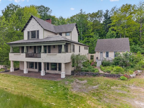 526 Belfast Road , Camden, ME 04843
