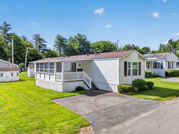 100 Anna Robert Circle , Wells, ME 04090