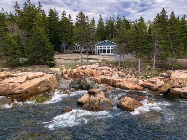139 Spruce Lane , Winter Harbor, ME 04693