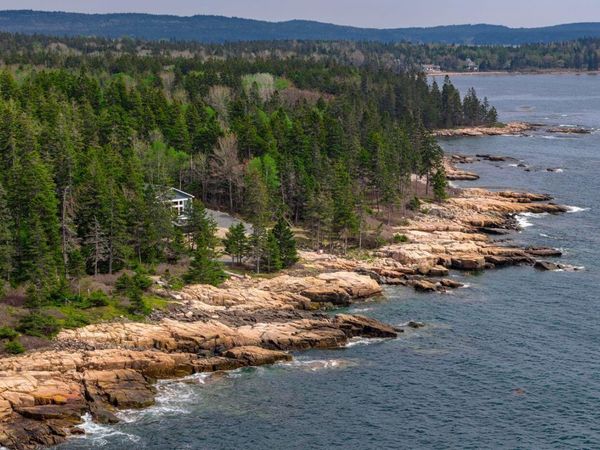 139 Spruce Lane , Winter Harbor, ME 04693