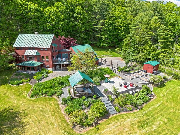 12 Perkins Lane , Hallowell, ME 04347