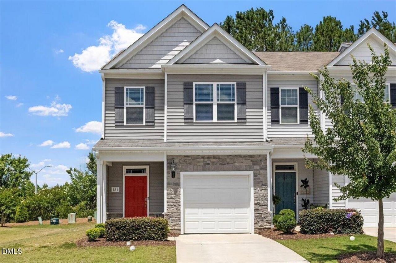 121 Enterprise Drive, Clayton, NC 27520 Main Photo