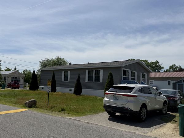 19 Holly Park Lane, Rochester, NH 03867