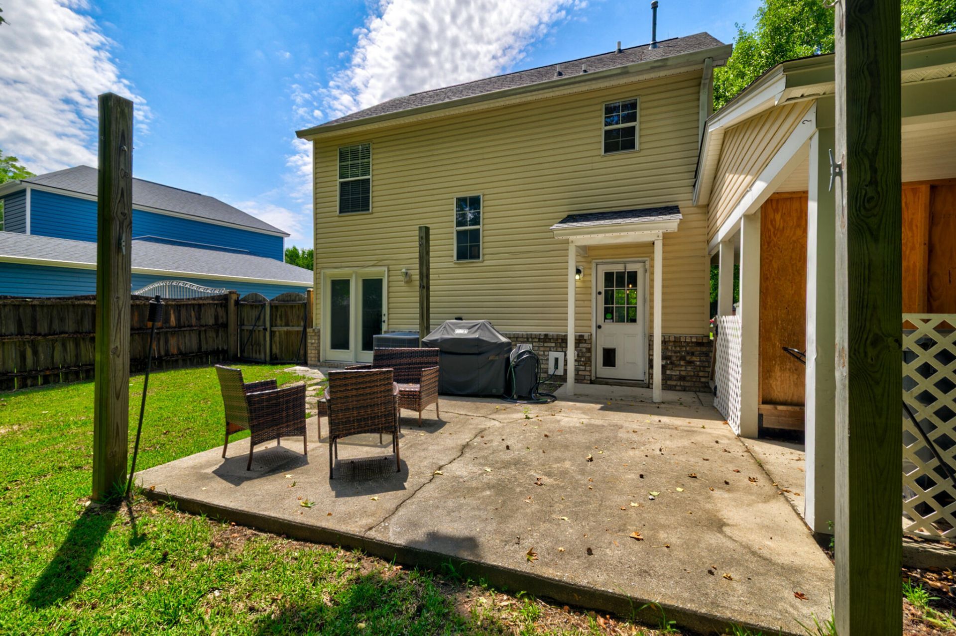 42 Woodleaf Court Photo 10
