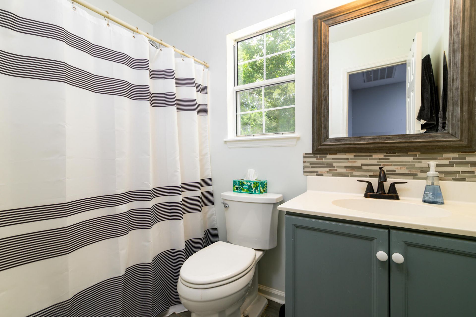 42 Woodleaf Court Photo 32