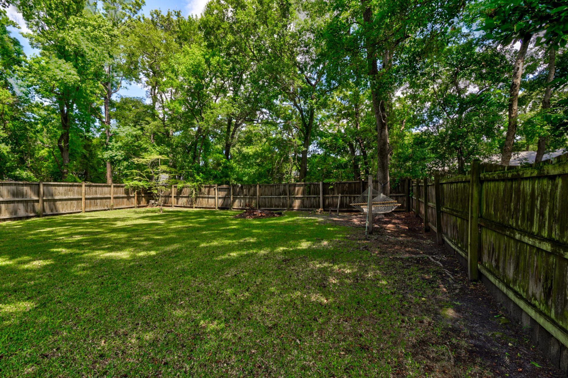 42 Woodleaf Court Photo 5