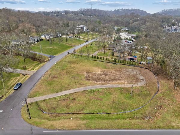 4601 General Lowrey Dr , Nashville, TN 37215