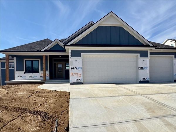 12725 N Champanel Way, Platte City, MO 64079