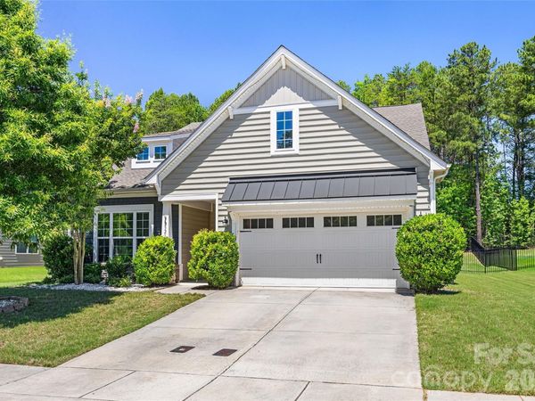 2321 Napa Valley Drive, Waxhaw, NC 28173