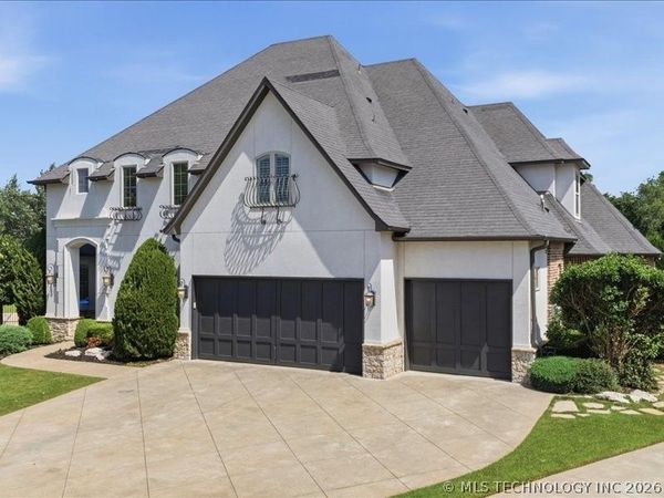 1119 W 108th Place S, Jenks, OK 74037