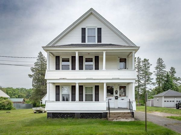 16 Miller St, Westfield, MA 01085