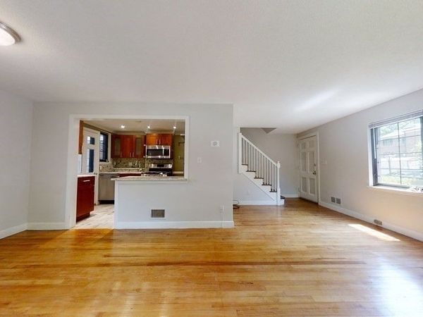 41 Grant Ave, Unit 41, Watertown, MA 02472